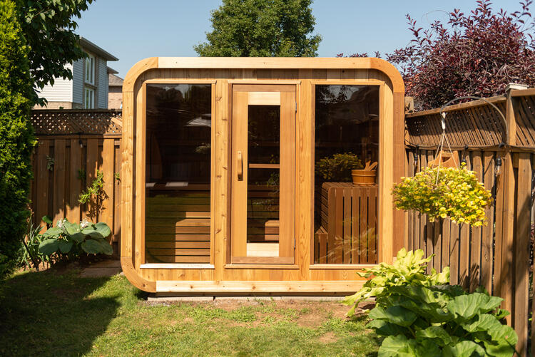 Luna Sauna Red Cedar Clear feature image one
